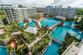 Laguna Beach Resort 3 Maldieves by Lucky Rich